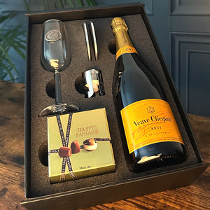 Luxury Champagne Gift Set Includes Bottle, Personalised Champagne Flute, Pewter Bottle Sealer, Pewter Coasters & Truffles