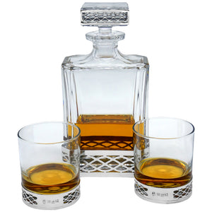 Uisge Beatha 650ml Whisky, Wine & Spirits Decanter Gift Set Includes 2x 11oz Uisge Beatha Pewter Tumblers