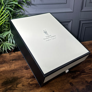 Luxury Whisky Gift Set Includes Bottle & 2 Glencairn Whisky Glasses