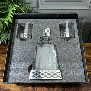 Uisge Beatha 600ml Whisky, Wine & Spirits Decanter Gift Set Includes 2x 11oz Uisge Beatha Pewter Tumblers