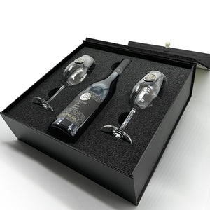 Luxury Wine Gift Set Includes Bottle & 2 Personalised Wine Glasses