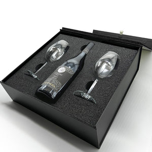Luxury Wine Gift Set Includes Bottle & 2 Wine Glasses