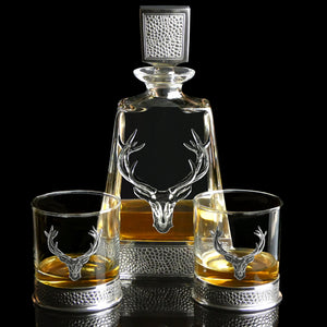600ml Whisky, Wine & Spirit REGAL STAG MEDIUM PEWTER DECANTER