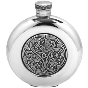 6oz Round Pewter Hip Flask with Celtic Knot Badge