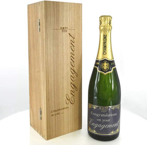 Cadeau de fiançailles pour les couples Bouteille de champagne personnalisée de 75 cl présentée dans un coffret en bois gravé