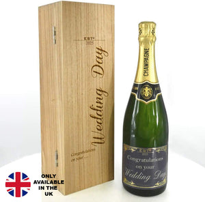 Cadeau de mariage pour les couples Bouteille de champagne personnalisée de 75 cl présentée dans un coffret en bois gravé