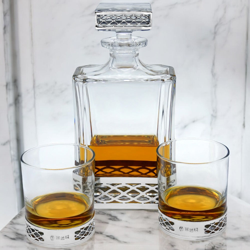 650ml Whisky, Wine &amp; Spirit UISGE BEATHA RECTANGULAR PEWTER DECANTER