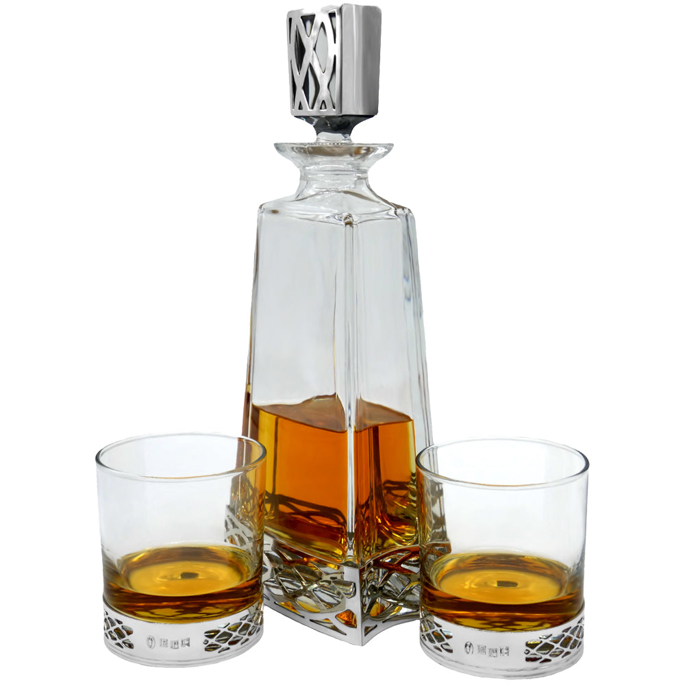 Uisge Beatha 650ml Whisky, Wine &amp; Spirits Decanter Gift Set Includes 2x 11oz Uisge Beatha Pewter Tumblers