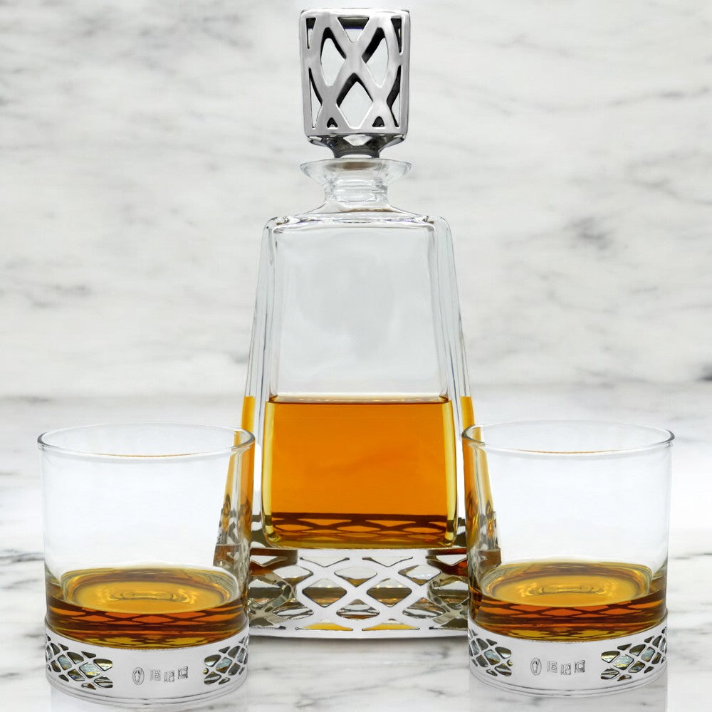 600ml Whisky, Wine &amp; Spirit Uisge Beatha TALL PEWTER DECANTER