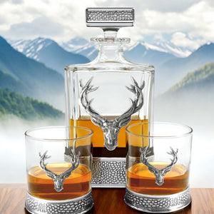 650ml Whisky, Wine & Spirit REGAL STAG RECTANGULAR PEWTER DECANTER