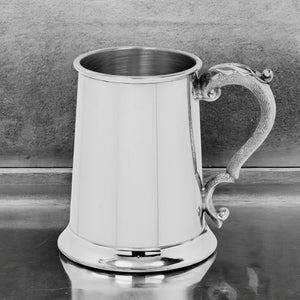 1 Pint Plain Pewter Beer Mug Tankard con manico ornato