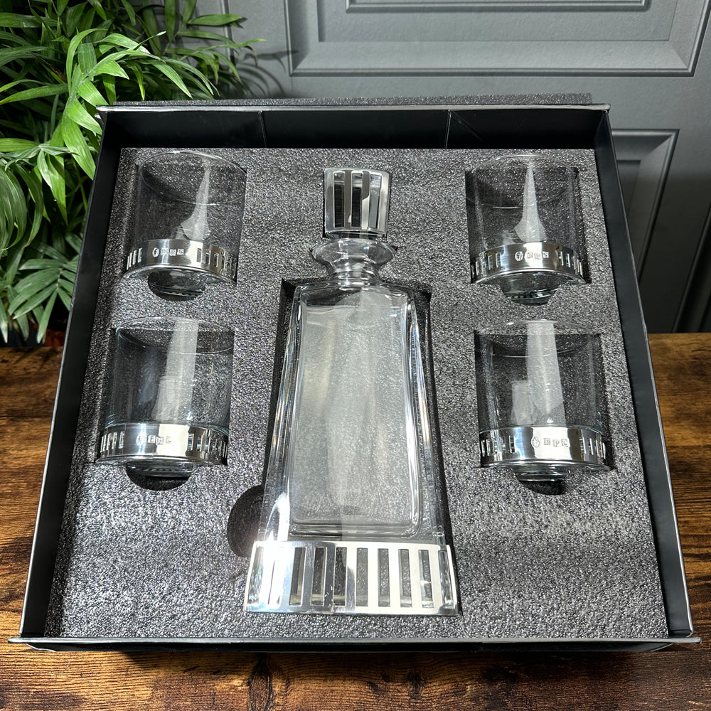 Monaco 650ml Whisky, Wine &amp; Spirits Decanter Gift Set Includes 4x 11oz Monaco Pewter Tumblers
