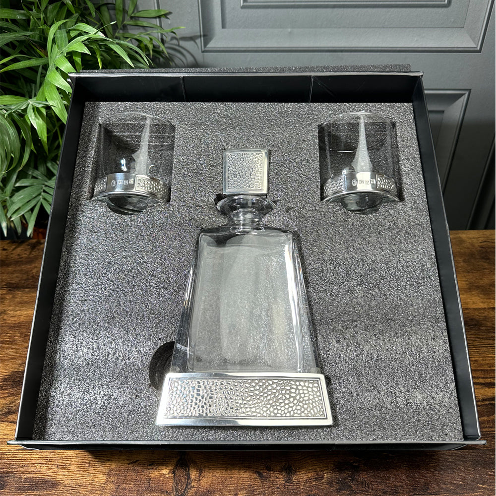 Manhattan 600ml Whisky, Wine &amp; Spirits Decanter Gift Set Includes 2x 11oz Manhattan Tumblers