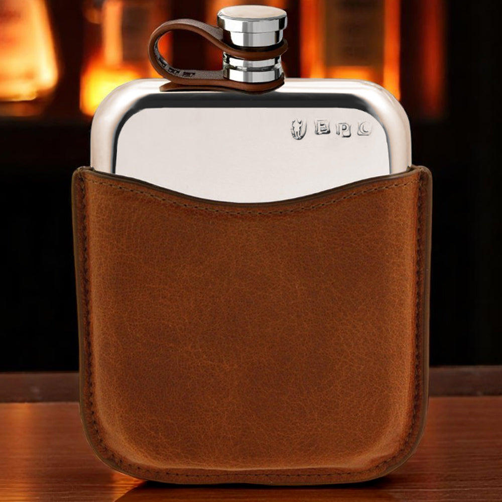 Fiaschetta da 6 once in peltro con custodia in vera pelle marrone