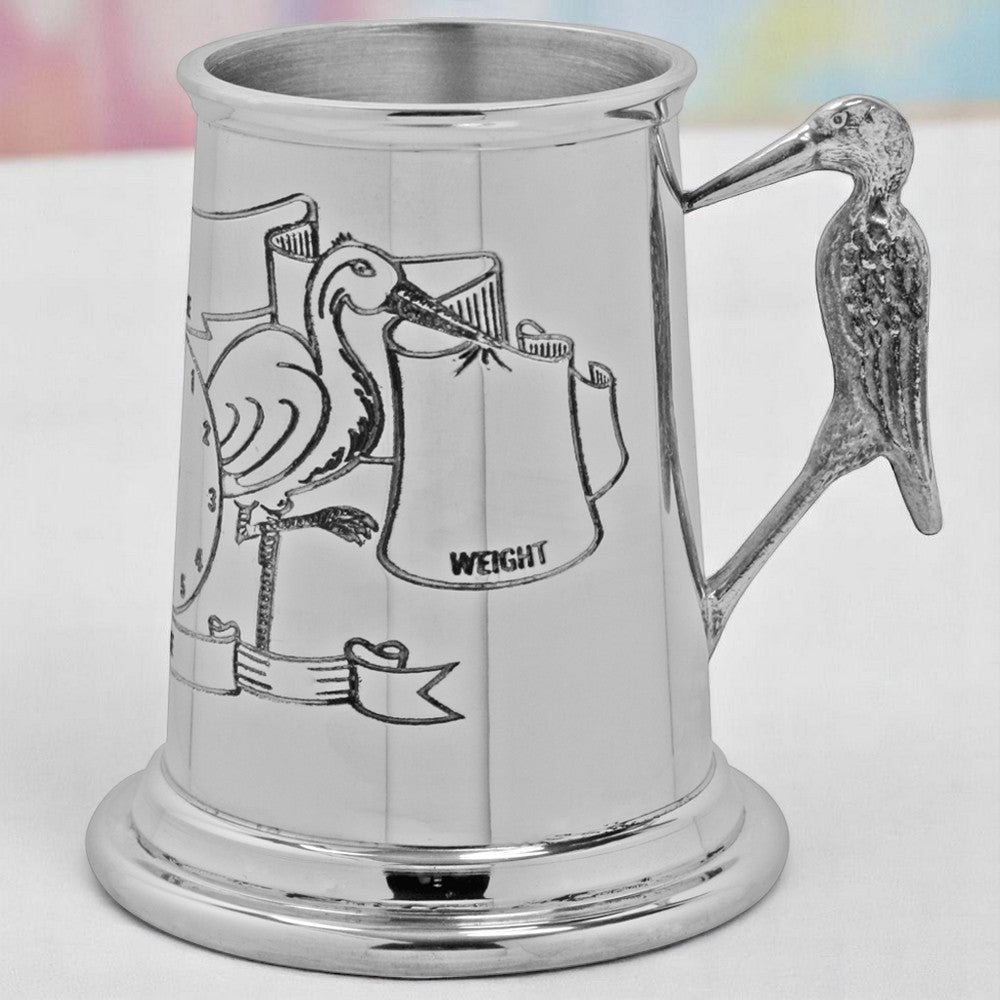 Nuova tazza di battesimo in peltro per bambini con manico di cicogna