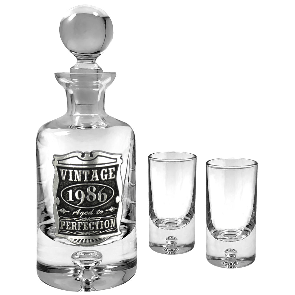 Cadeau pour le 40ème anniversaire de la naissance d'un enfant 1982 Vintage Years Pewter &amp;amp; Crystal Mini Decanter Set with Shot Glasses