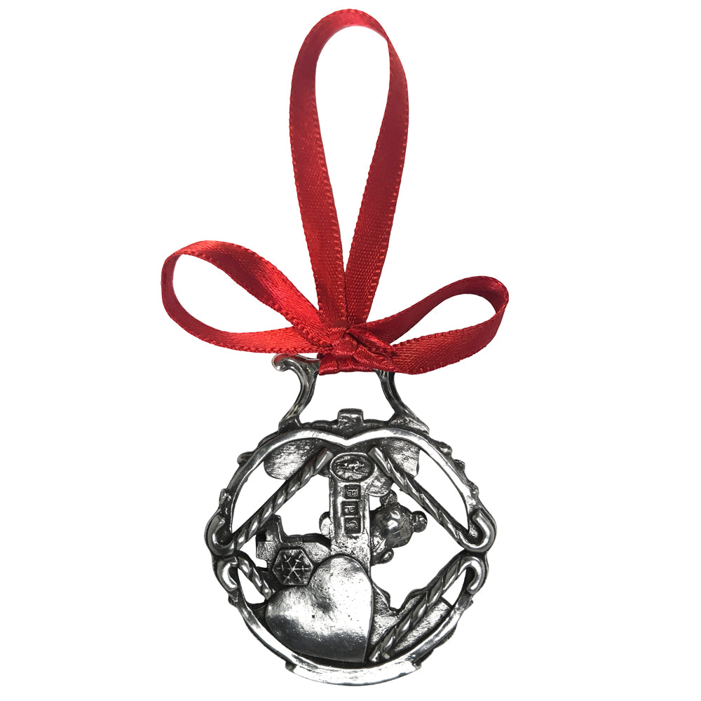 Decorazione con ghiera per il primo albero di Natale del bambino in peltro