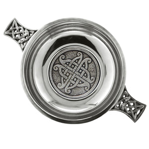 3.5 Inch Celtic Knot Handle Pewter Quaich Bowl con Badge
