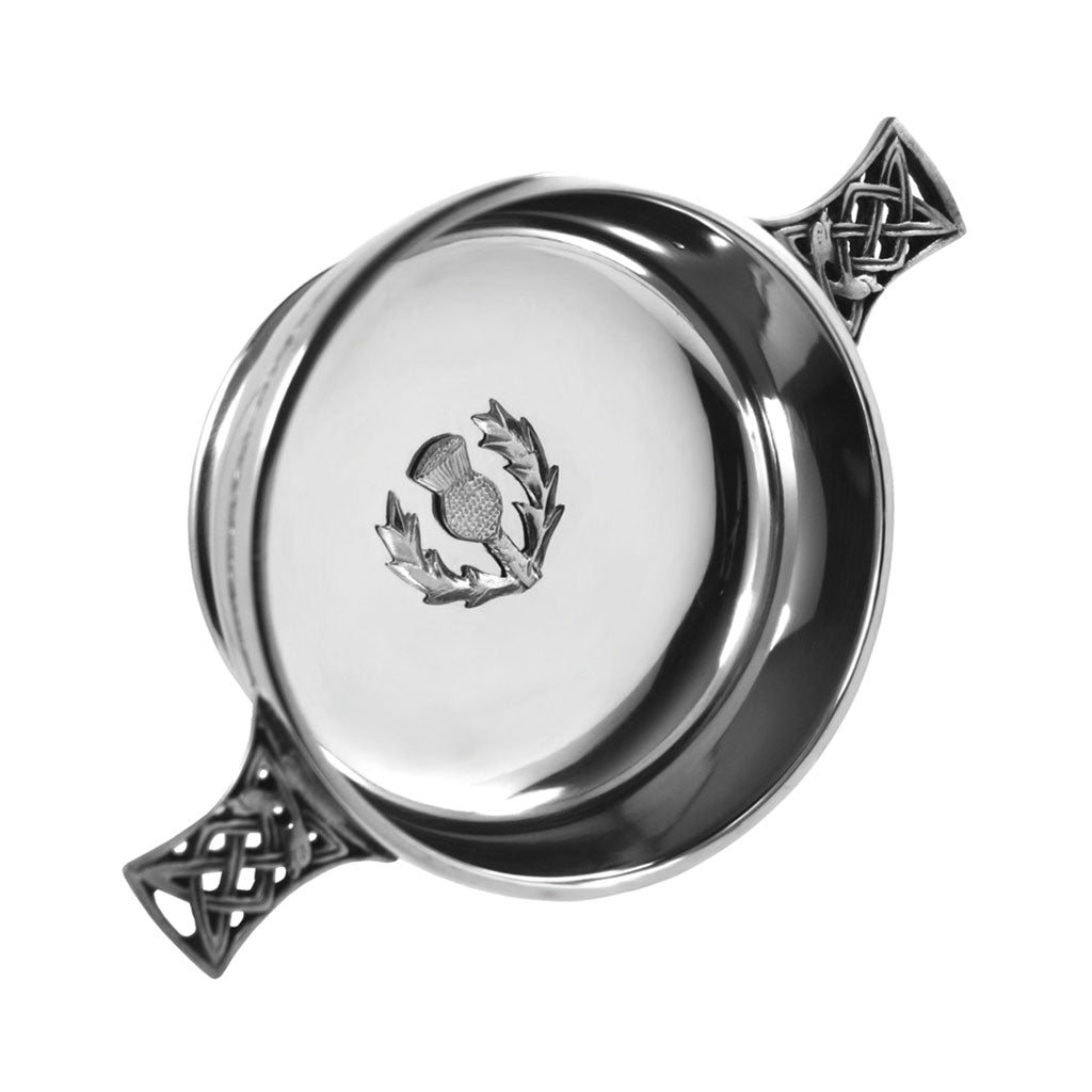 3.5 Inch Celtic Knot Handle Pewter Quaich Bowl con cardo scozzese Badge