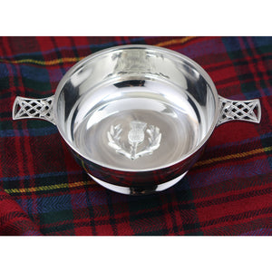 5 pollici Celtic Knot Handle Pewter Quaich Bowl con Scottish Thistle Badge