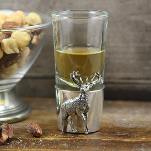 Bicchiere da shot in peltro con stemma del cervo